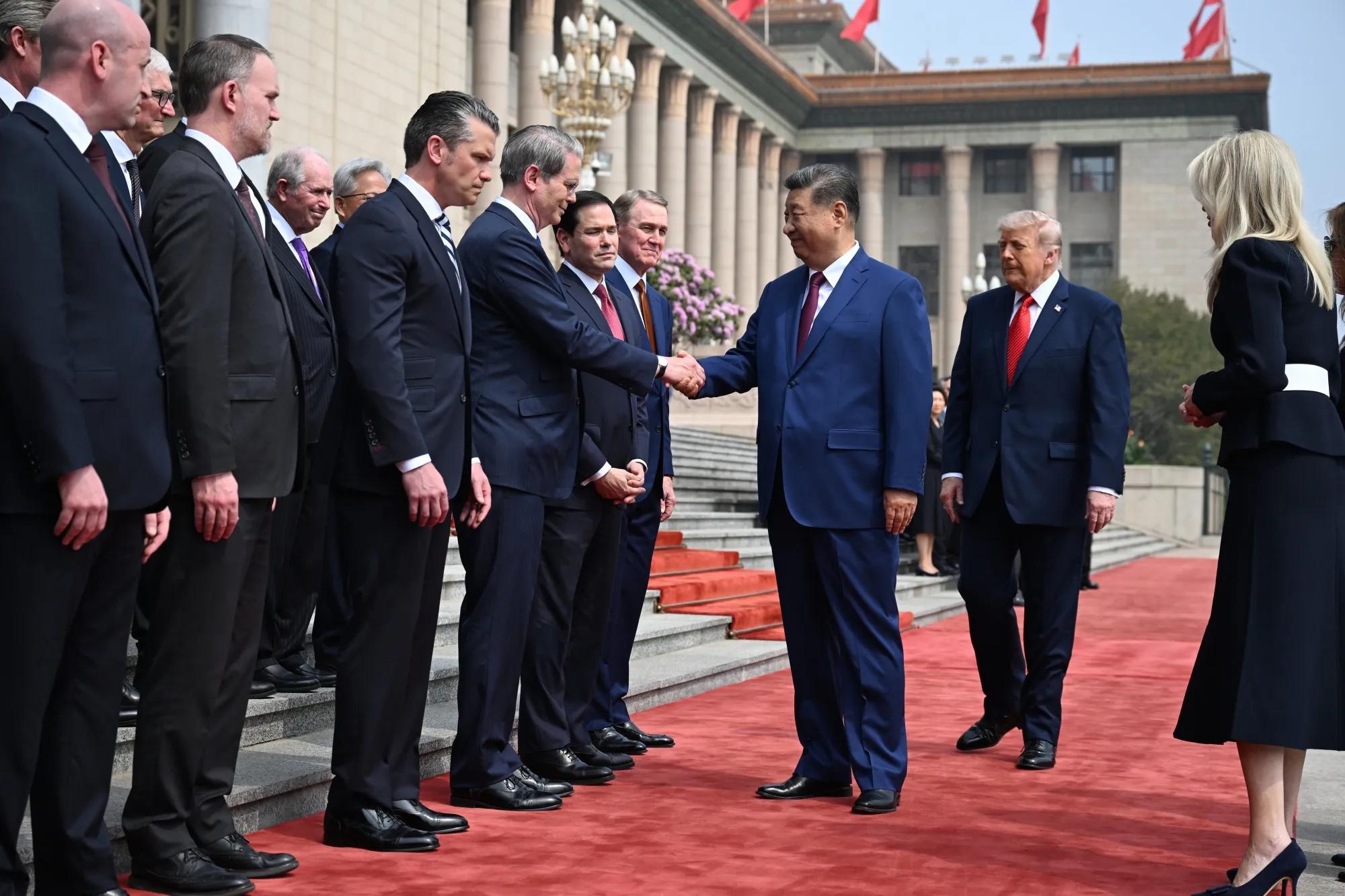 Xi Tells US CEOs Accompanying Trump That China Will Open Up More